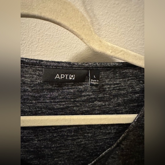 Apt 9 Top - Picture 3 of 3